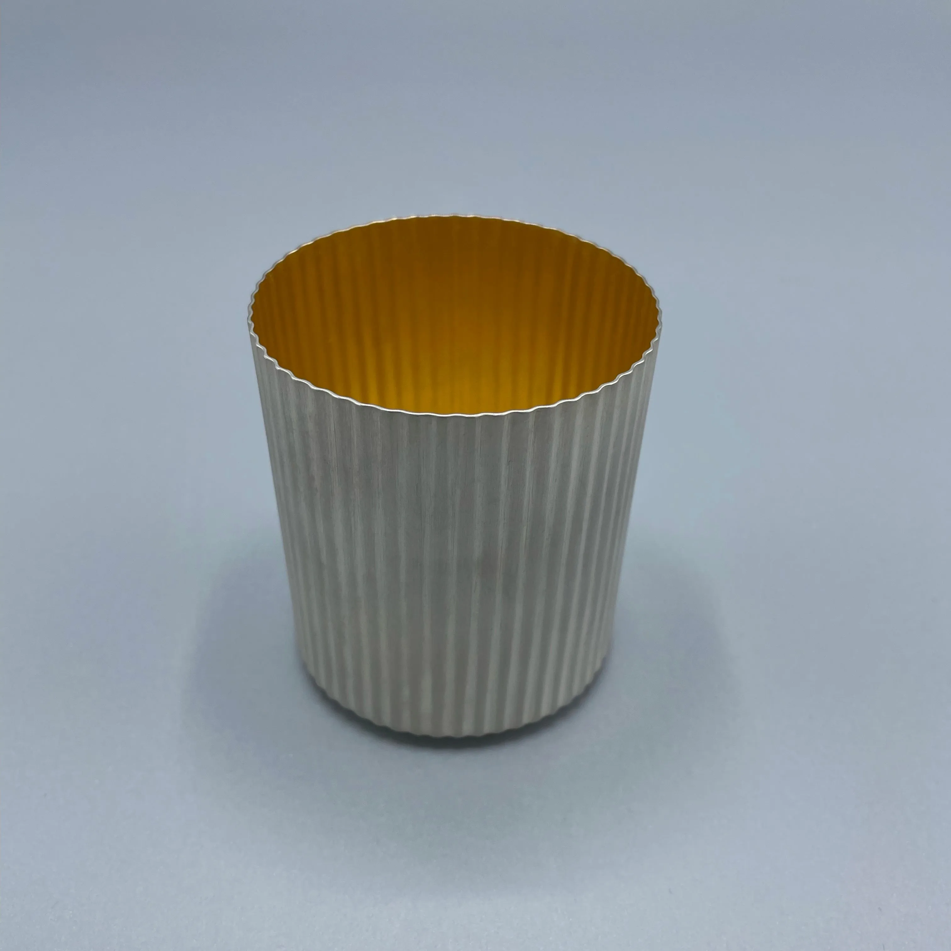 Sheng Zheng Wavy Circular Beakers